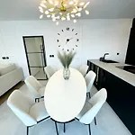 Luxury Antoni