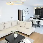 Luxury Antoni