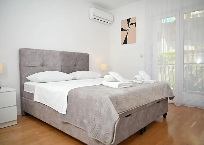 Luxury Antoni Apartament Podstrana