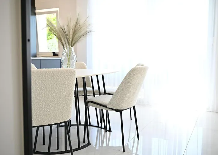 Luxury Antoni *
